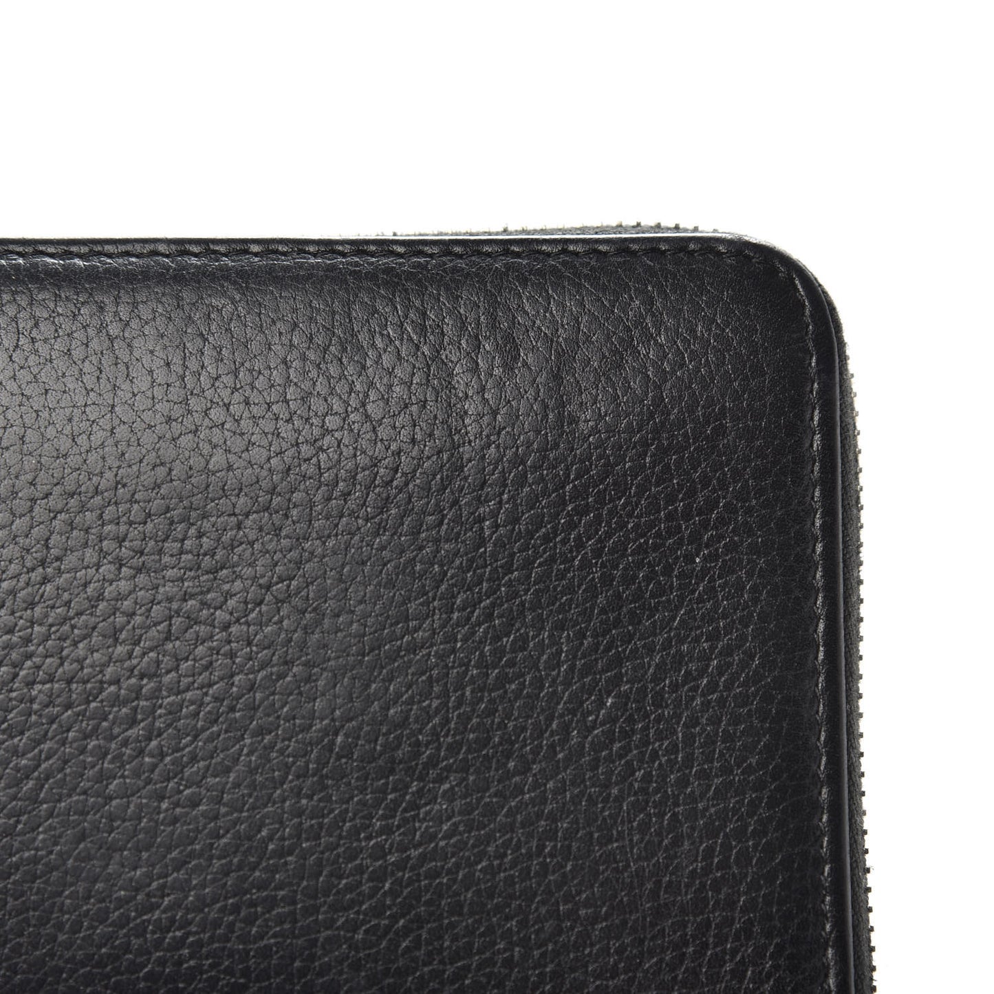 Grained Calfskin Neo Executive Zip Around Wallet Black