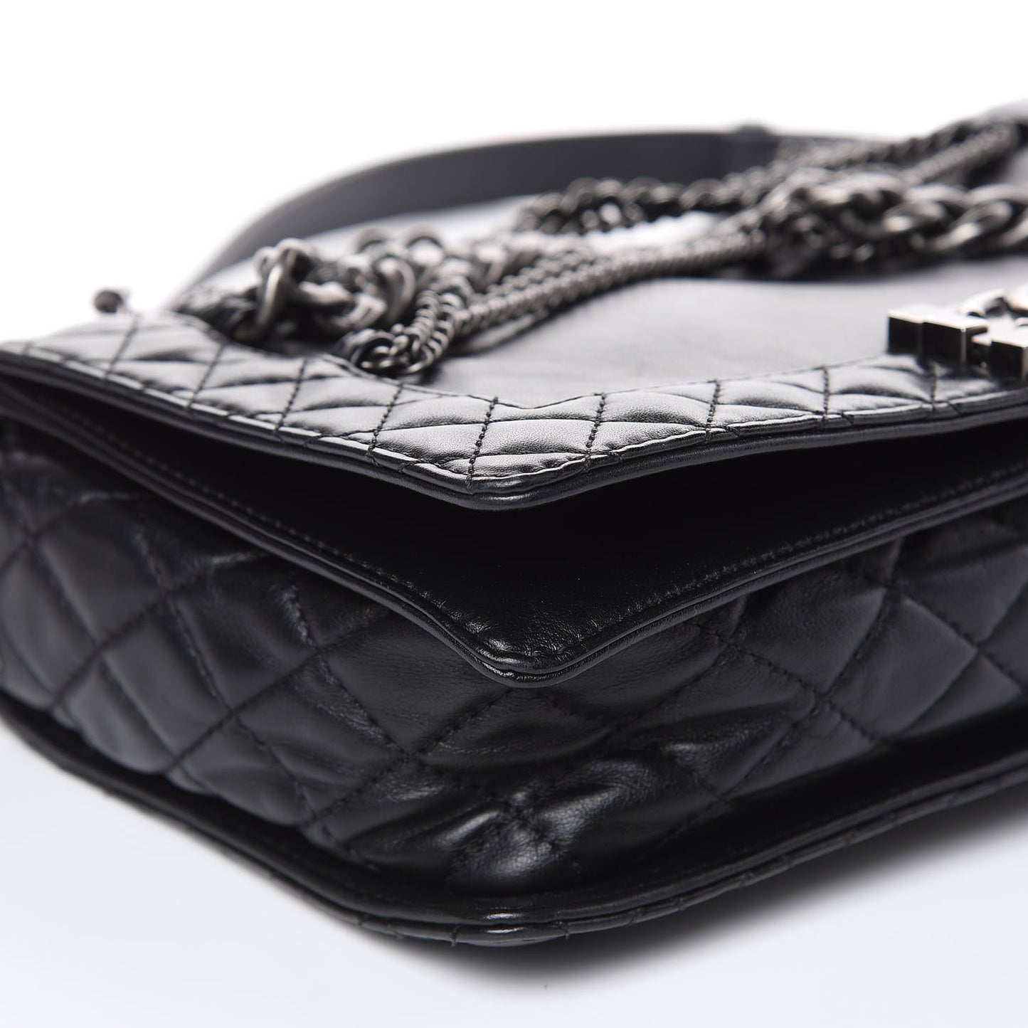 Calfskin Enchained Medium Boy Flap Black
