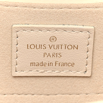 Louis Vuitton Epi Hide and Seek Quartz 6 of 9