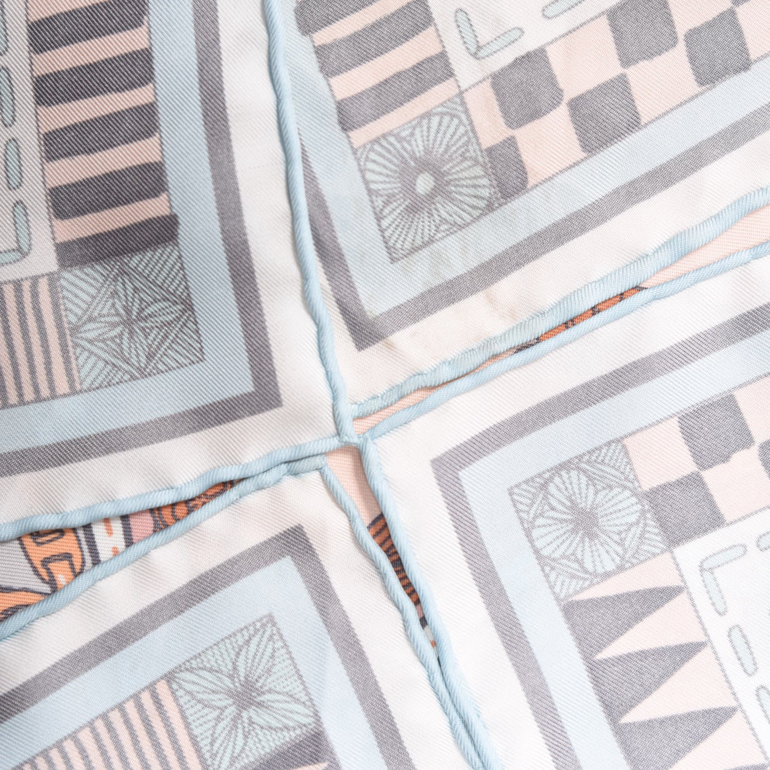 Louis Vuitton Silk Jeu De Louis Scarf Blush 9 of 9