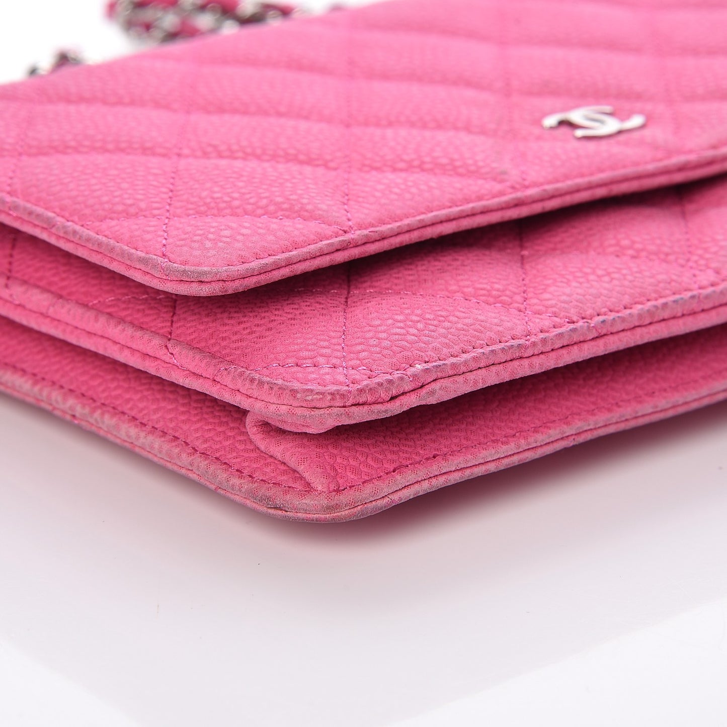 Iridescent Caviar Quilted Wallet on Chain WOC Pink