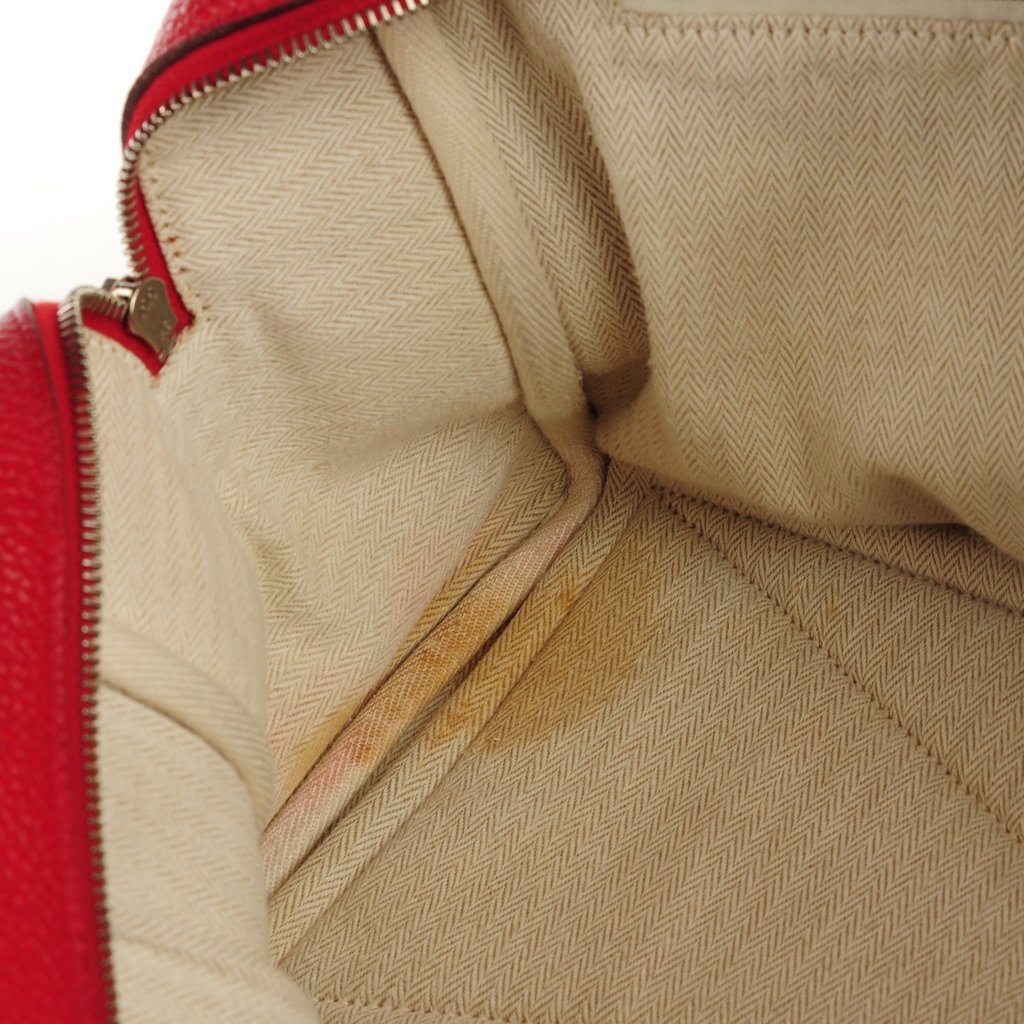 Taurillon Clemence Victoria II 35 Rouge Casaque