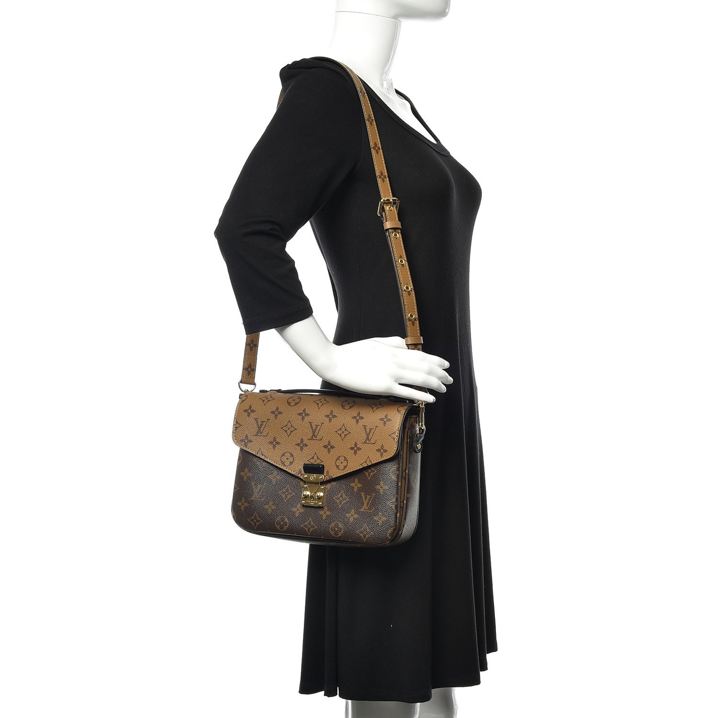 Reverse Monogram Pochette Metis