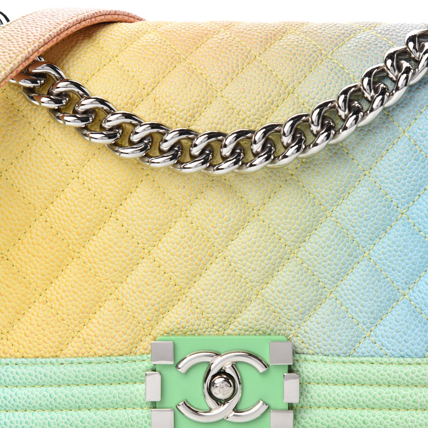Caviar Quilted Medium Cuba Rainbow Boy Flap Multicolor