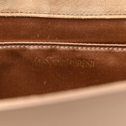 Saint Laurent Patent Calfskin Monogram Large Belle De Jour Clutch Chair 6 of 7