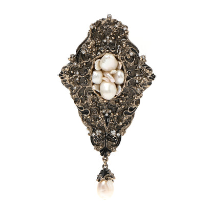 Chanel Gripoix Pearl Brooch Aged Gold 1 of 5