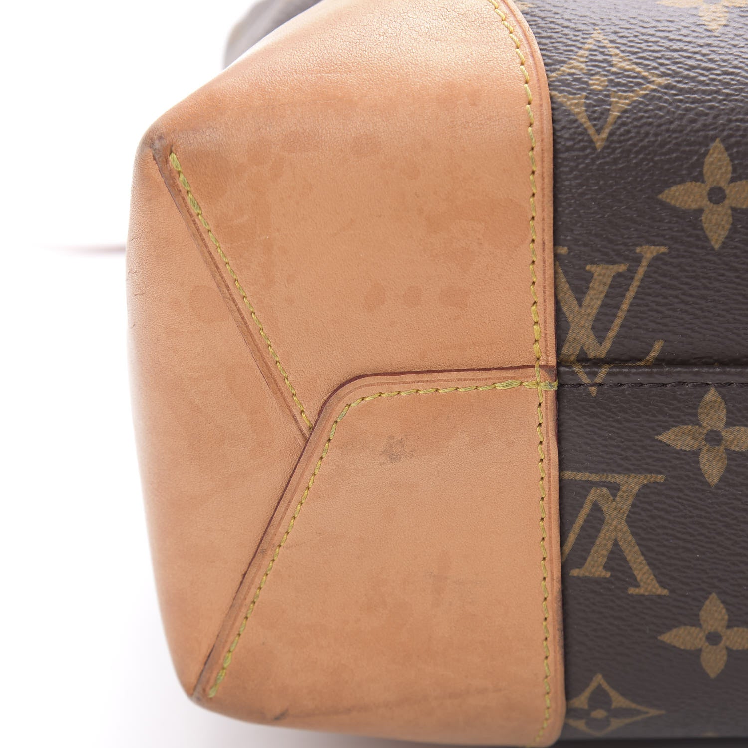 Louis Vuitton Monogram Berri MM 13 of 17