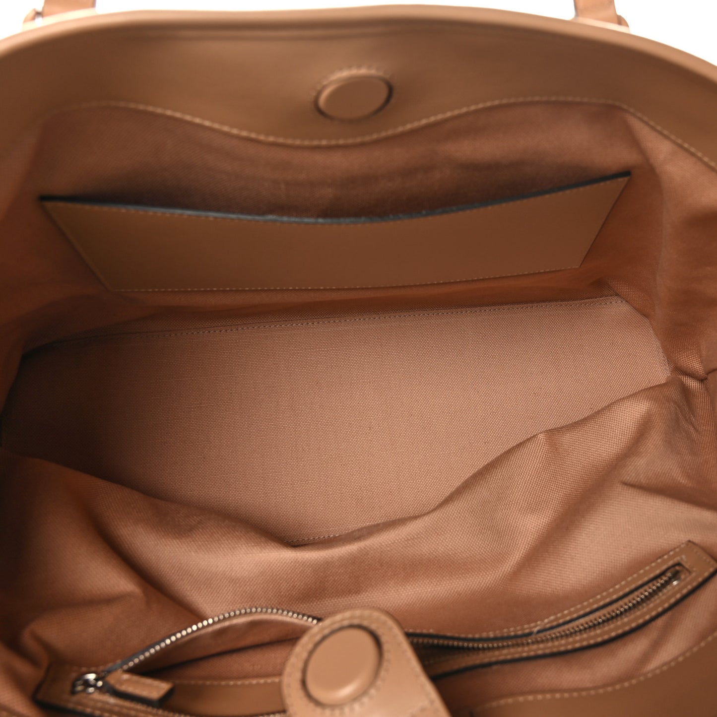 Calfskin Matelasse Monochrome GG Marmont Large Tote Camelia