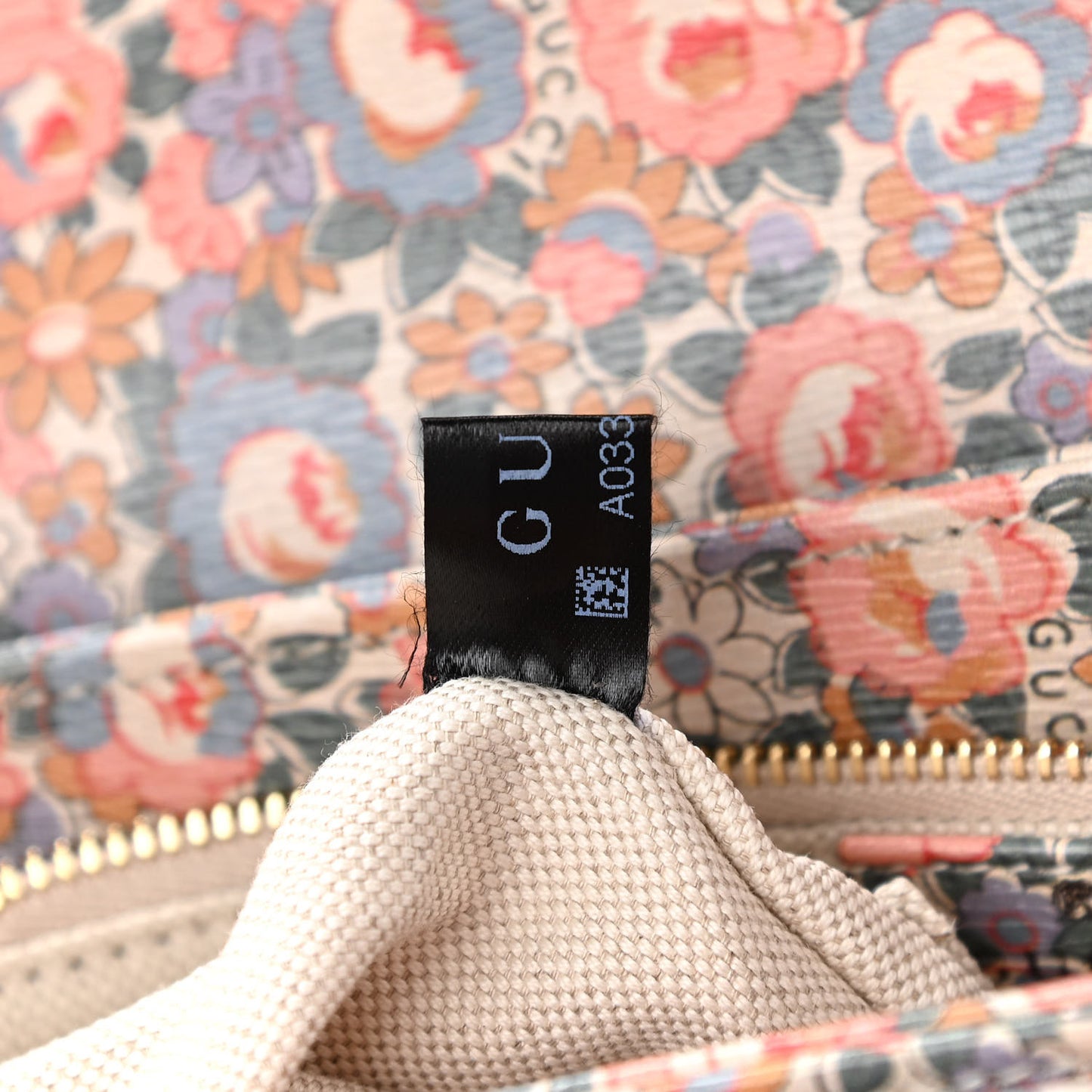 X LIBERTY OF LONDON Textured Calfskin Infinity Abbey Horsebit 1955 Shoulder Bag Perfect Pink Ivory