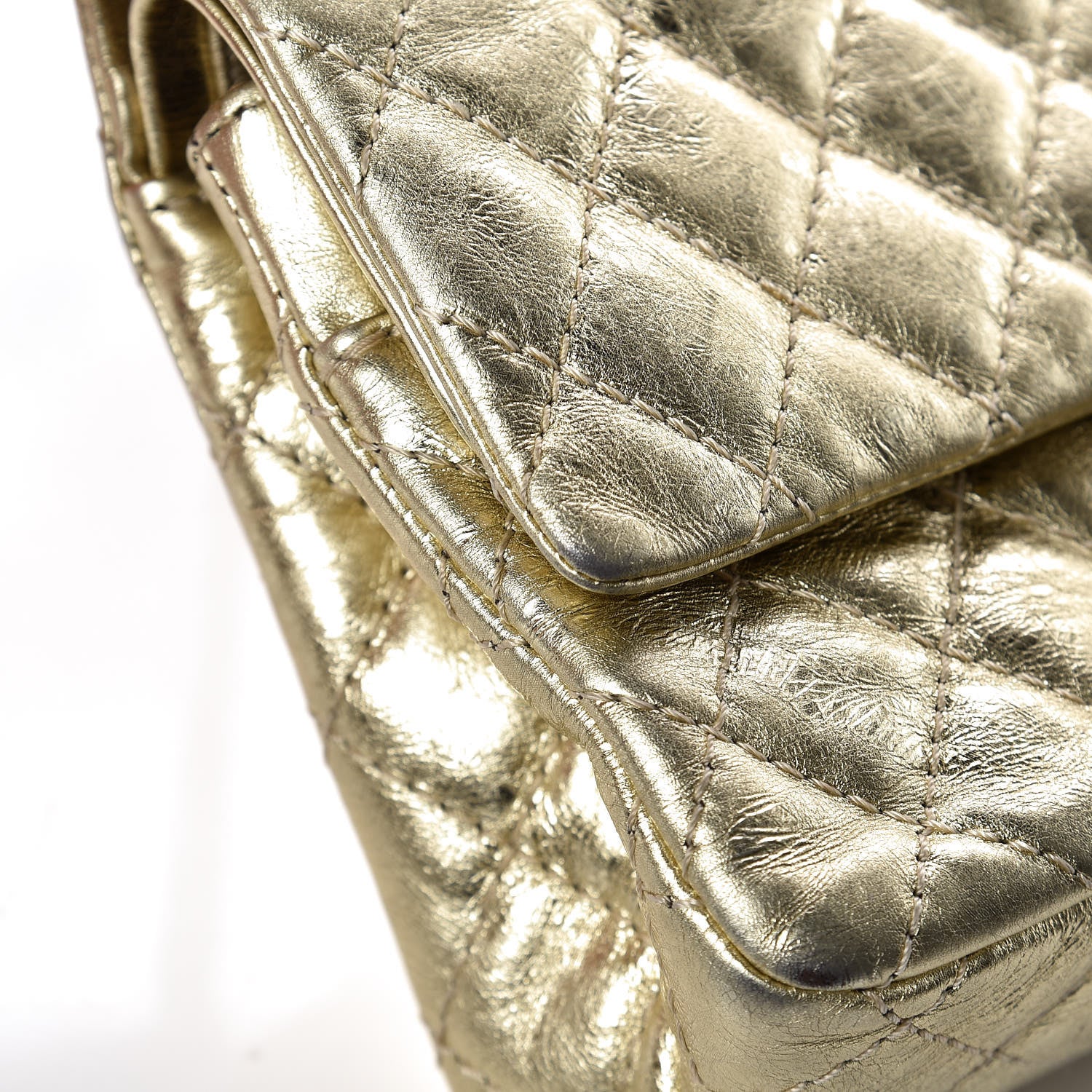 Chanel Metallic Aged Calfskin Quilted 2.55 Reissue 225 Flap Gold 13 of 14