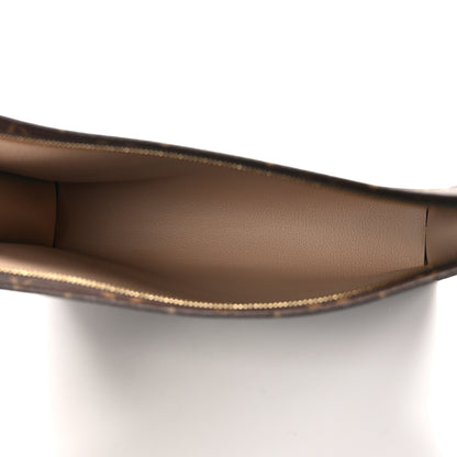 Louis Vuitton Monogram Toiletry Pouch 26 5 of 8