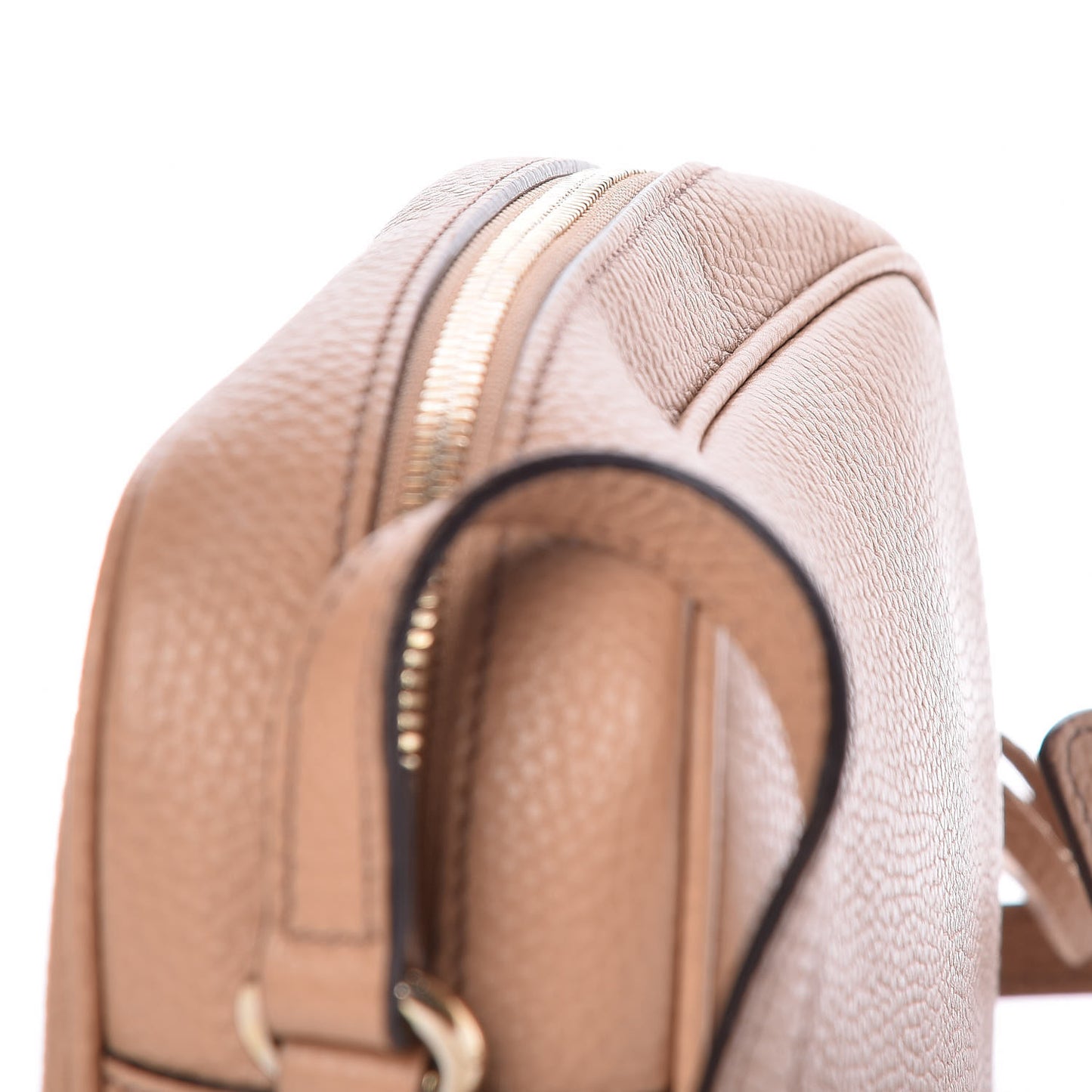 Pebbled Calfskin Small Soho Disco Bag Camelia