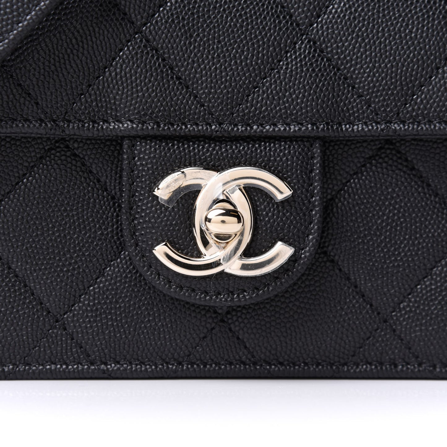 Caviar Quilted Like A Wallet Flap Black