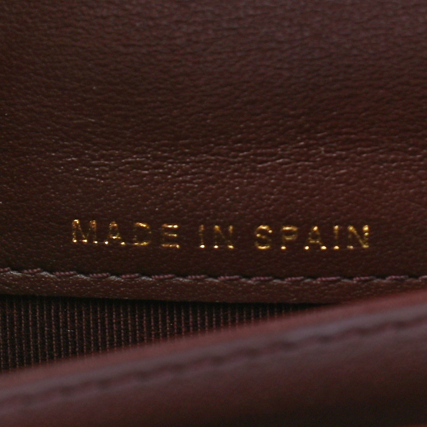 Caviar Quilted Yen Wallet Black