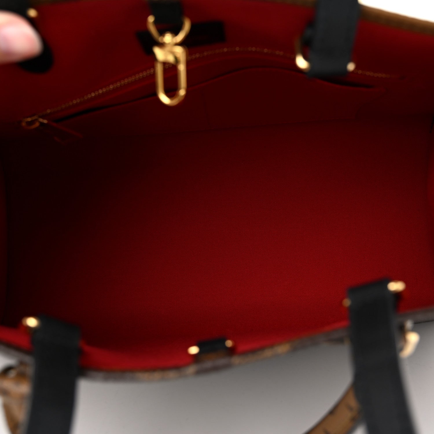 Louis Vuitton Reverse Monogram Giant Onthego MM 5 of 11
