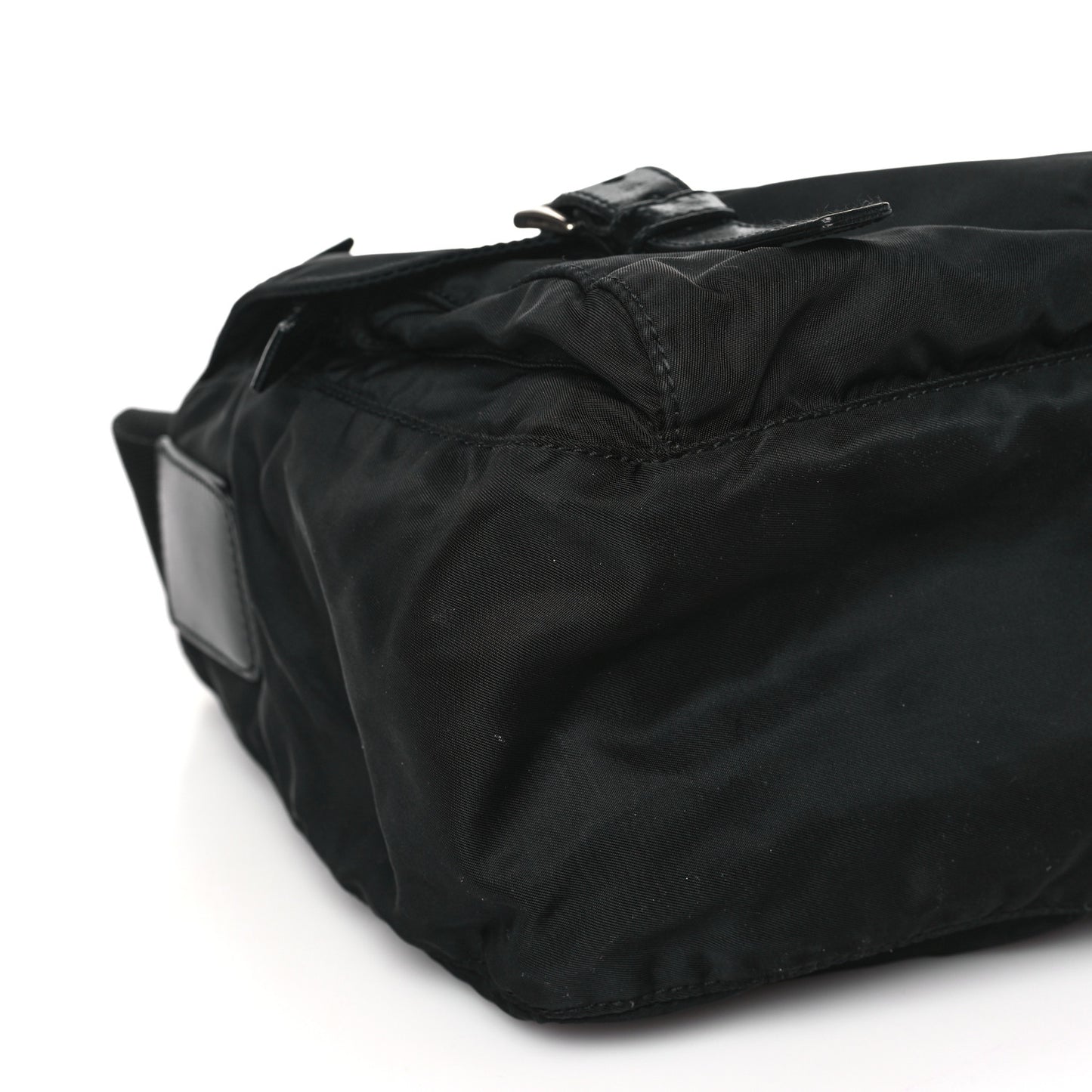 Nylon Vela Messenger Bag Black