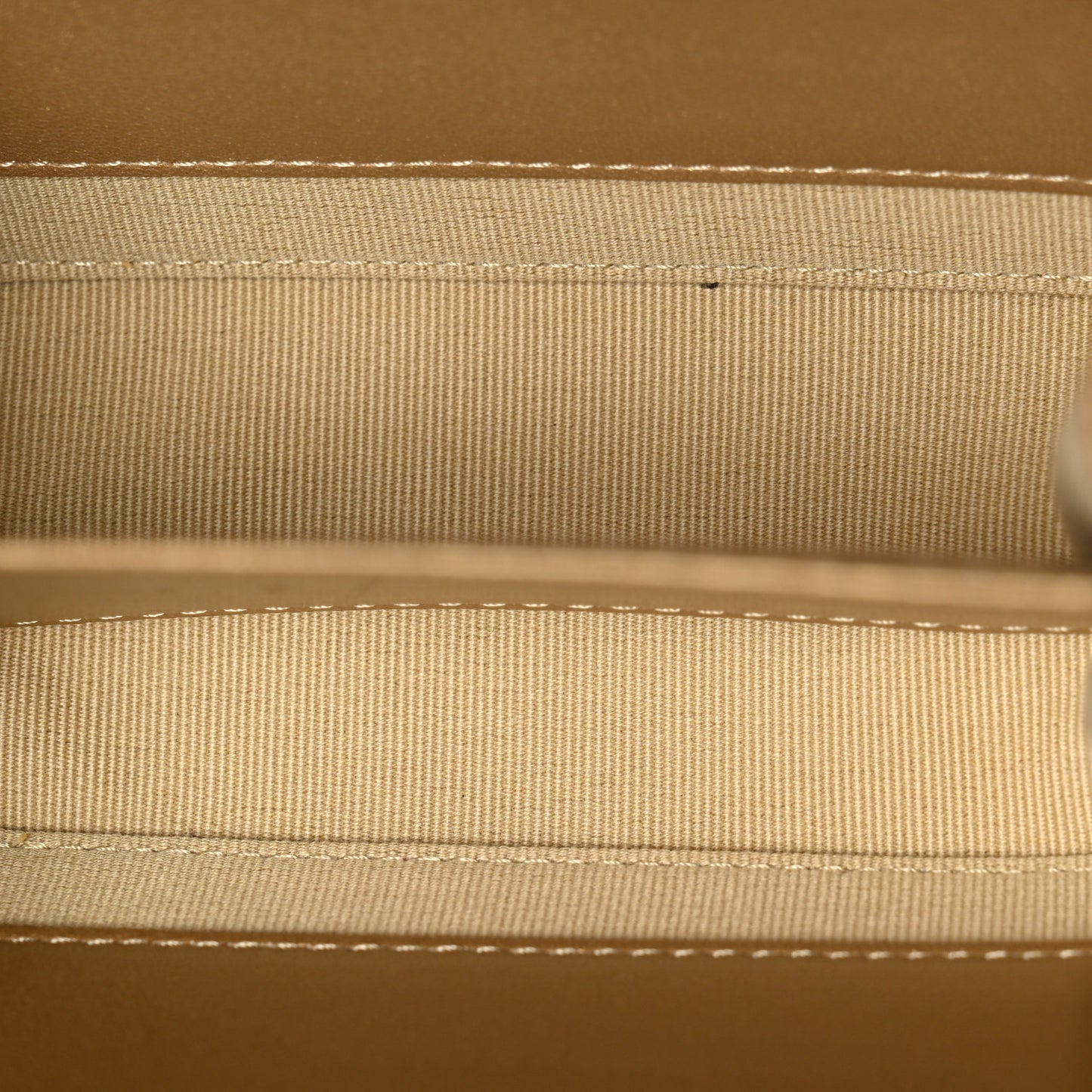 Lambskin Quilted CC Pearl Crush Camera Case Beige