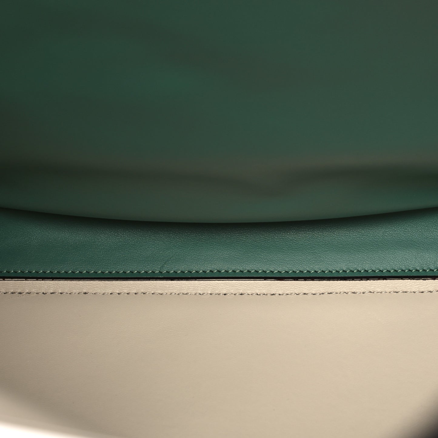 Vitello Seta Glazed Fabric FF 1974 Large Peekaboo X-Lite Maya