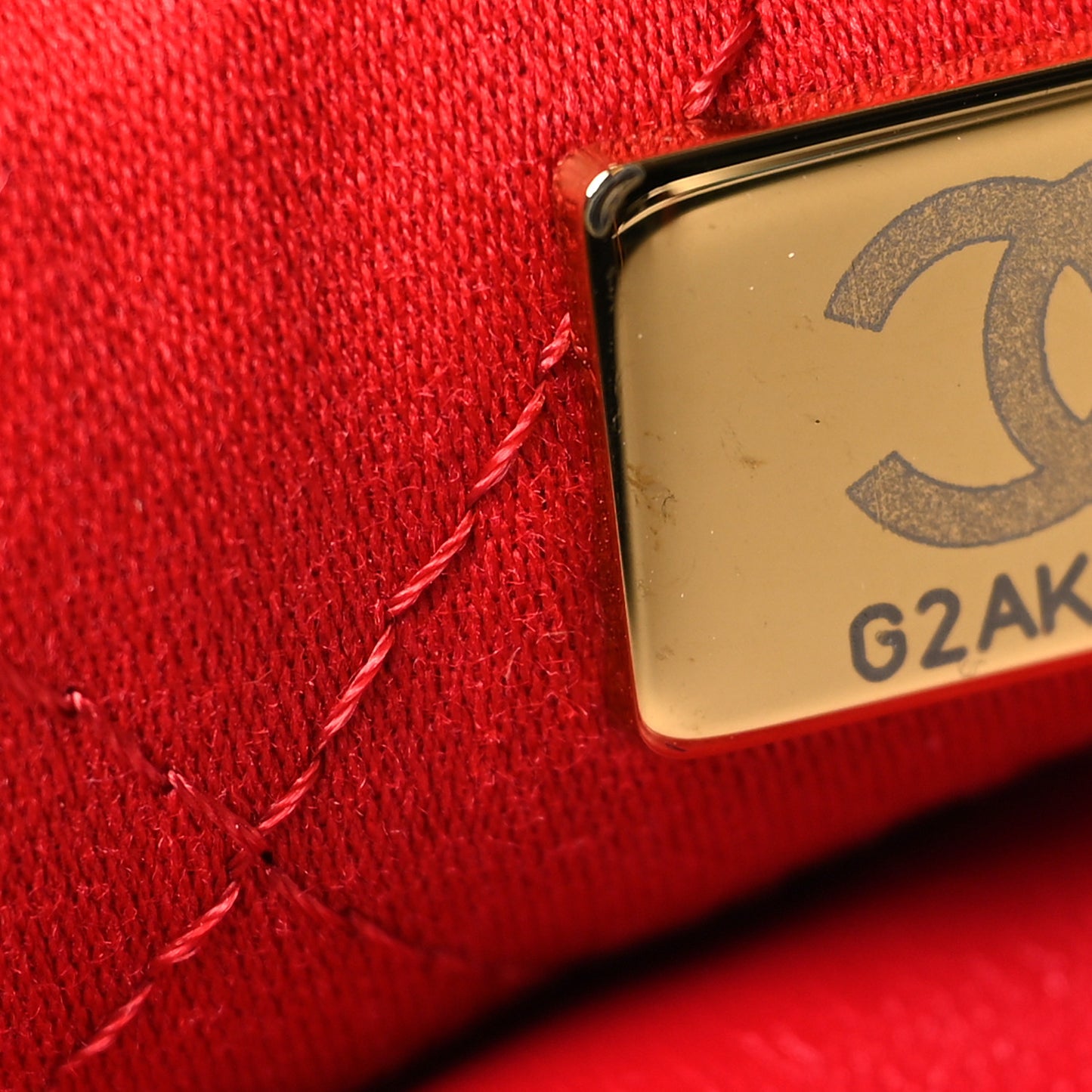 Shiny Calfskin Quilted Small 22 Red