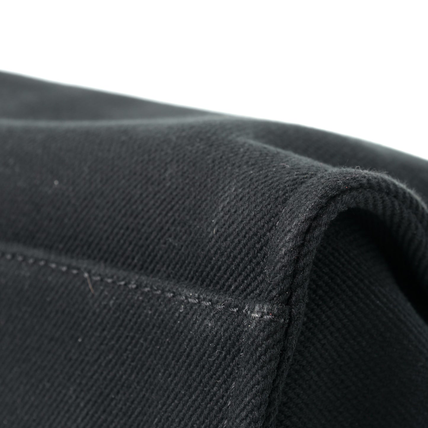 Canvas Pearl Medium Deauville Tote Black