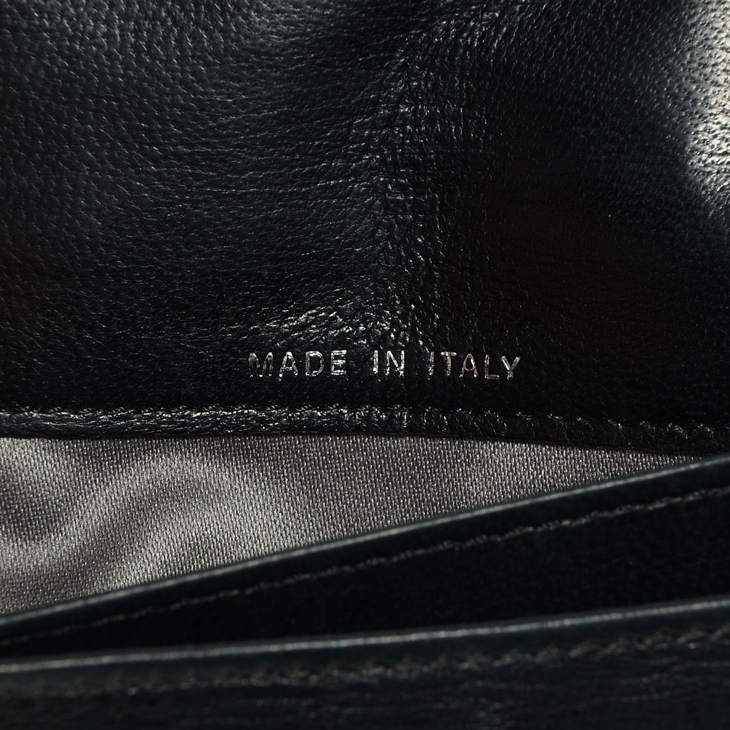 Lambskin Camellia Yen Wallet Black