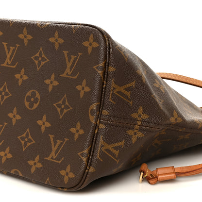 Louis Vuitton Monogram Neverfull MM 9 of 11