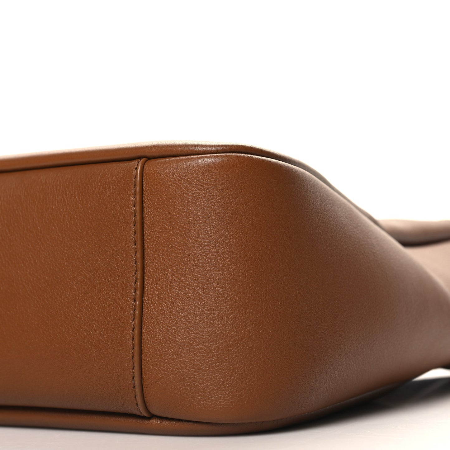 Smooth Calfskin Small Le 5 A 7 Soft Hobo Fox