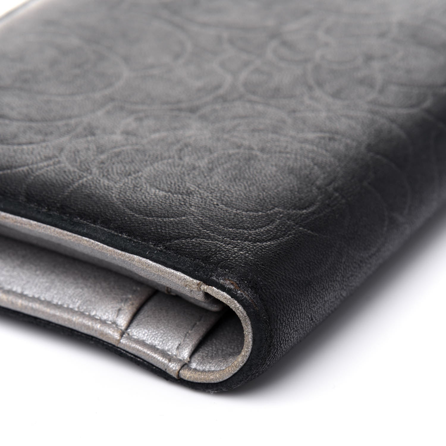 Chanel Lambskin Camellia Embossed Yen Wallet Black 20 of 26