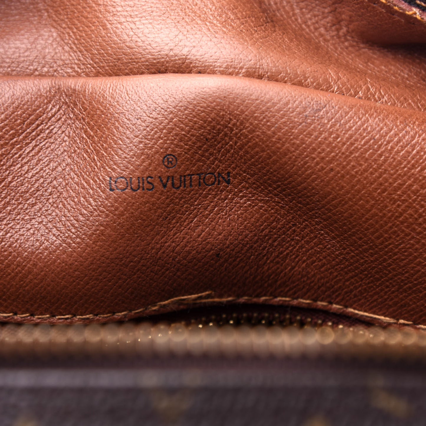 Monogram Nil 35