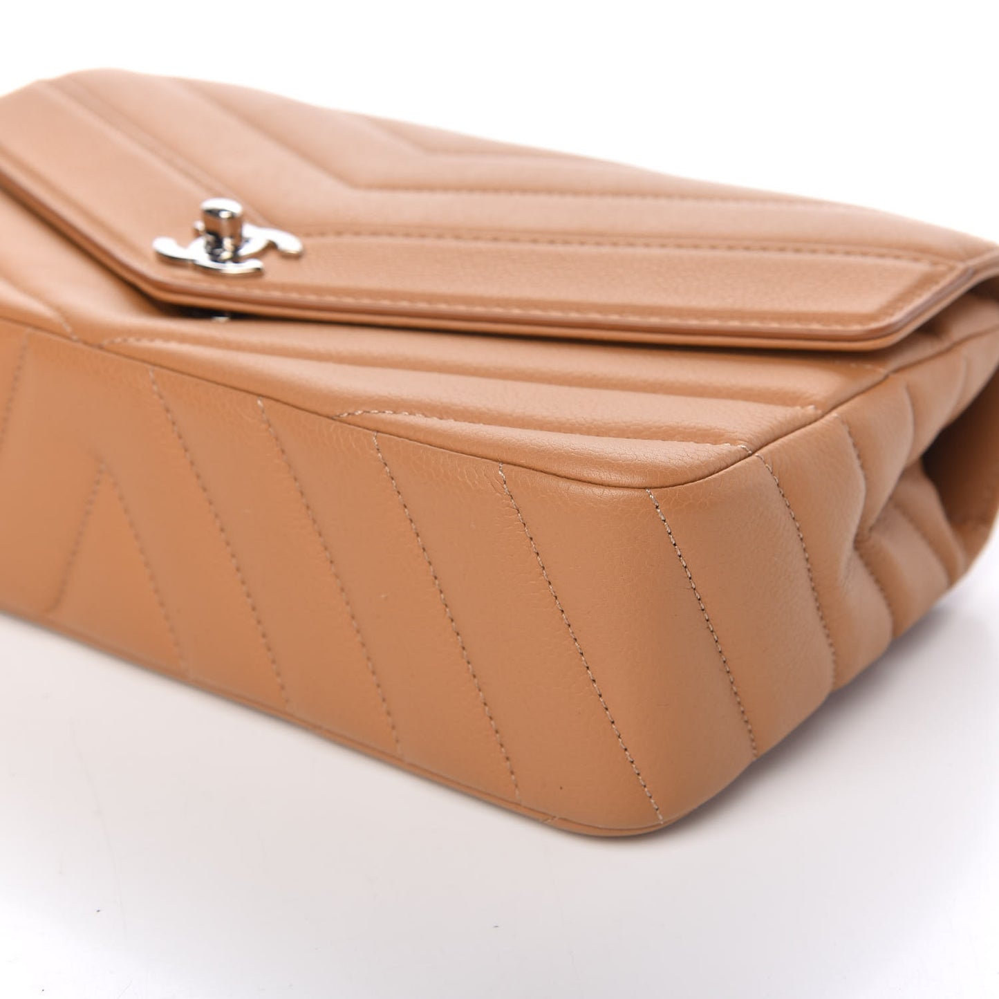 Caviar Chevron Quilted Single Flap Beige