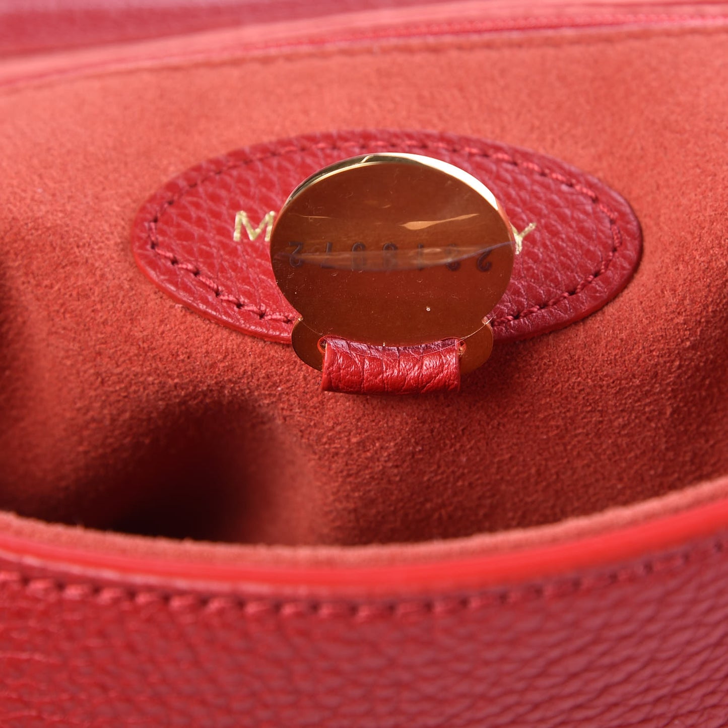 Small Classic Grain Calfskin Medium Lily Flap Scarlet