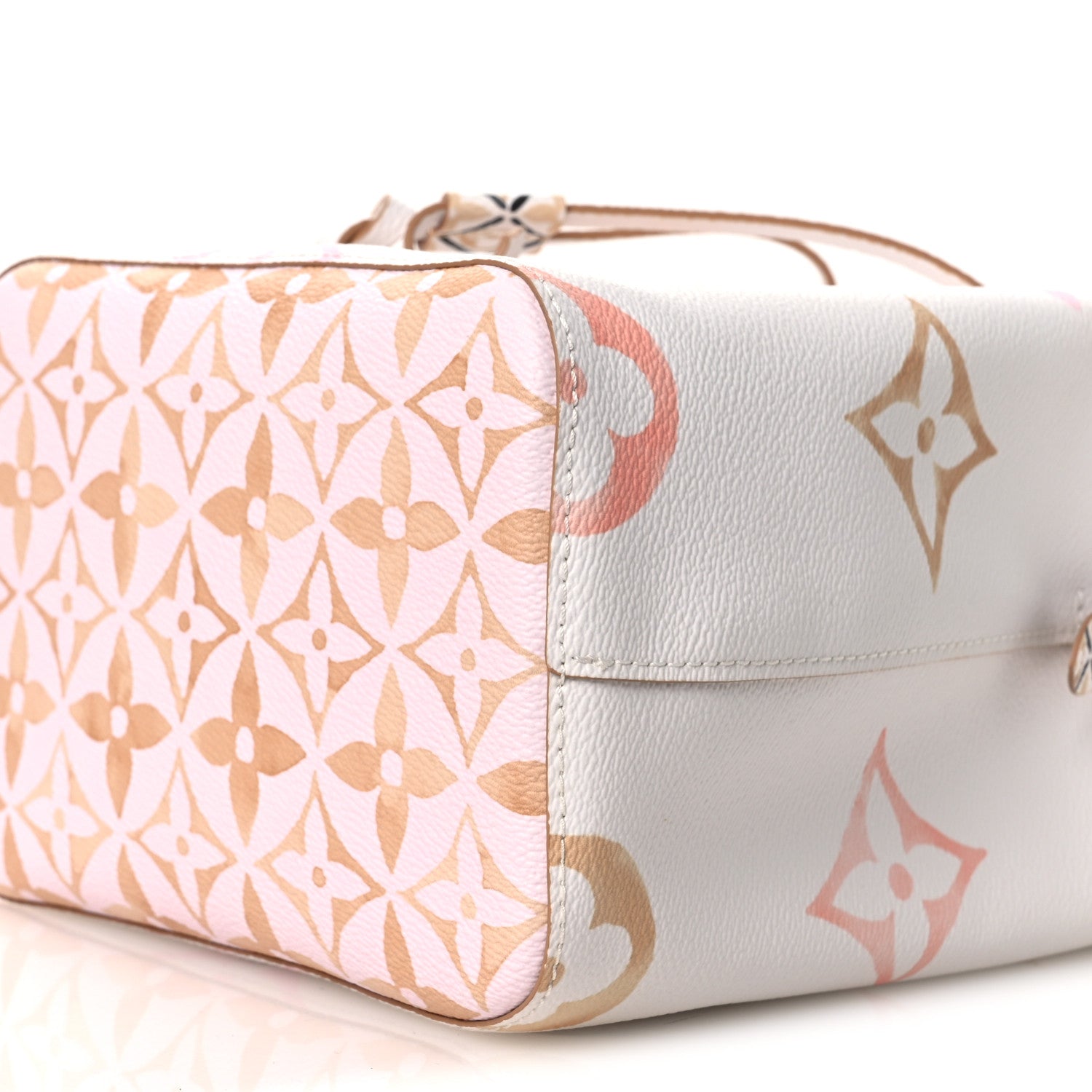 Louis Vuitton Monogram Giant By The Pool 2.0 Neonoe BB Beige 9 of 9