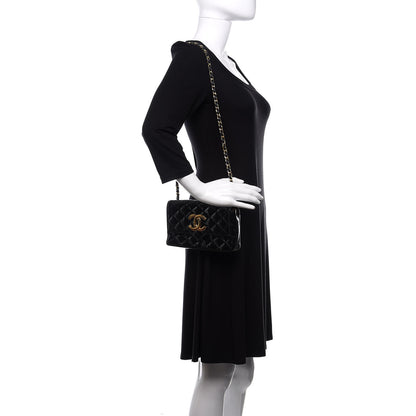 Chanel Glazed Calfskin Small CC Flap Black 2 of 12