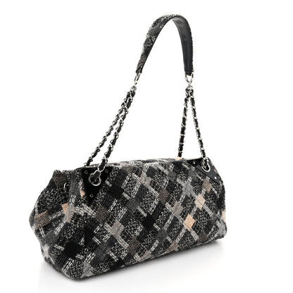 Chanel Woven Tweed CC Flap Dark Grey 3 of 10