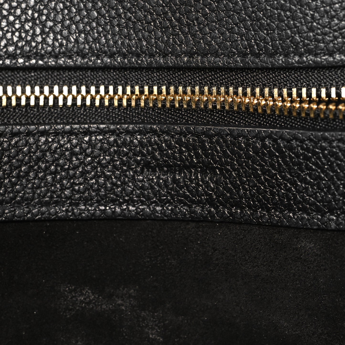 Soft Grained Calfskin Medium Belt Cabas Phantom Black