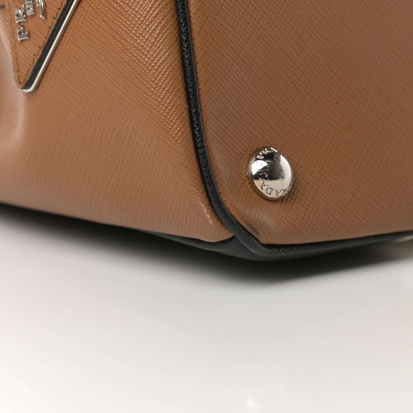 Saffiano Baiadera Striped Medium Galleria Double Zip Tote Caramel Black White