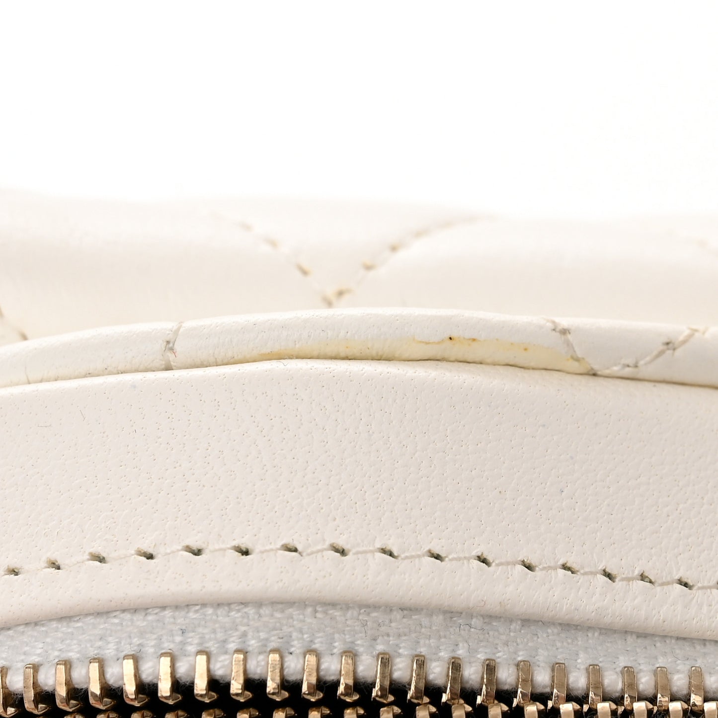 Lambskin Quilted CC In Love Heart Clutch With Chain White