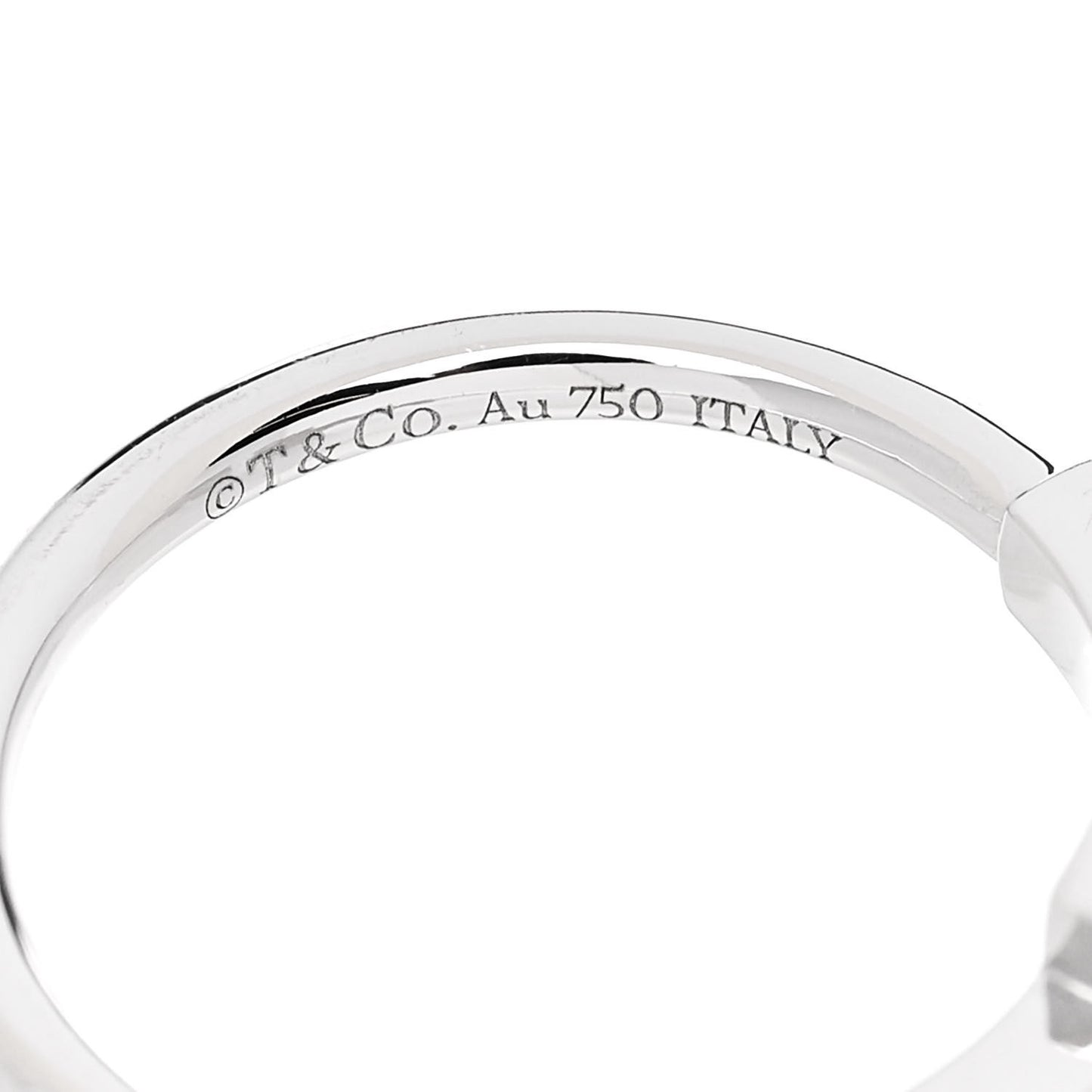18K White Gold Diamond T Wire Ring 52 6
