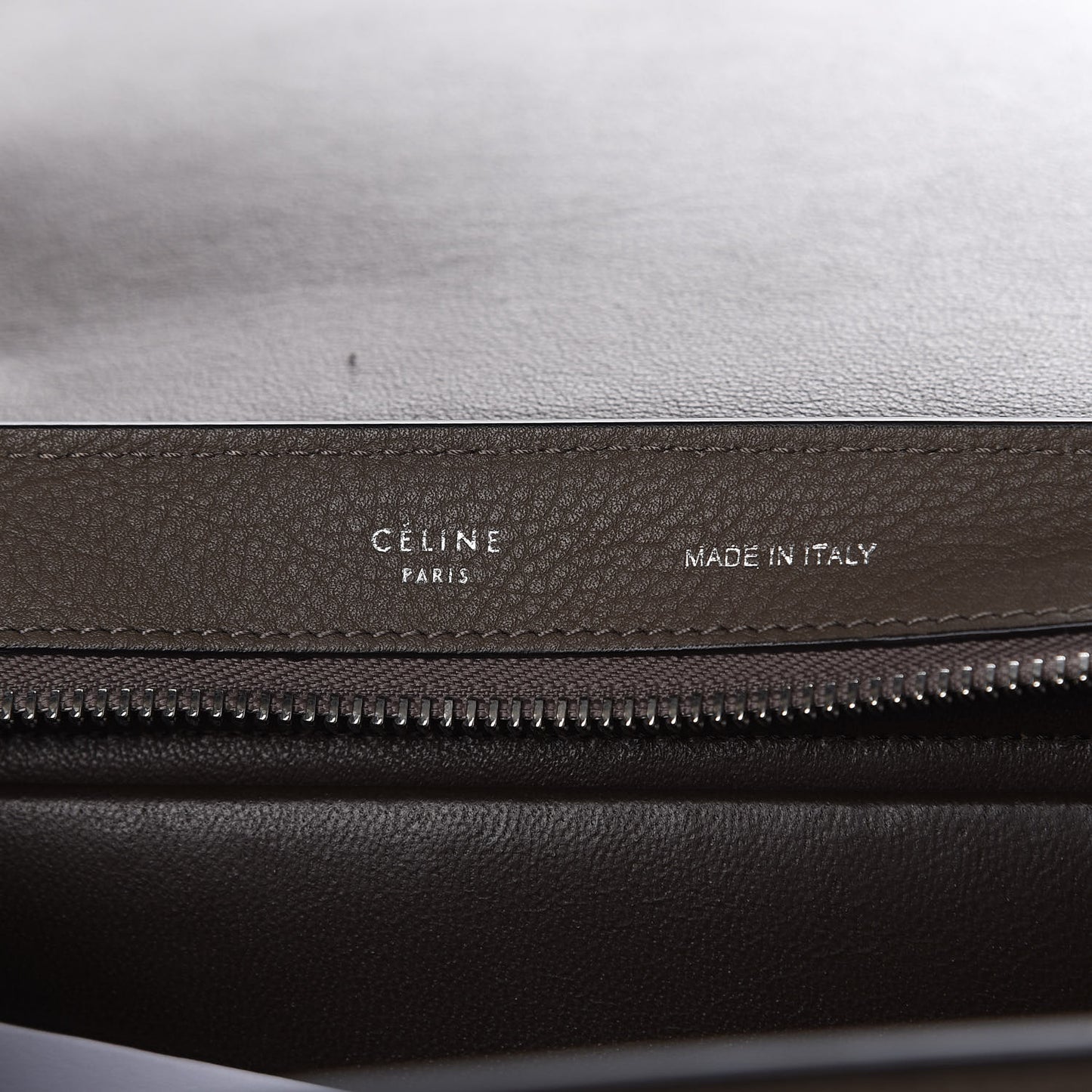 Drummed Calfskin Suede Small Trapeze Souris