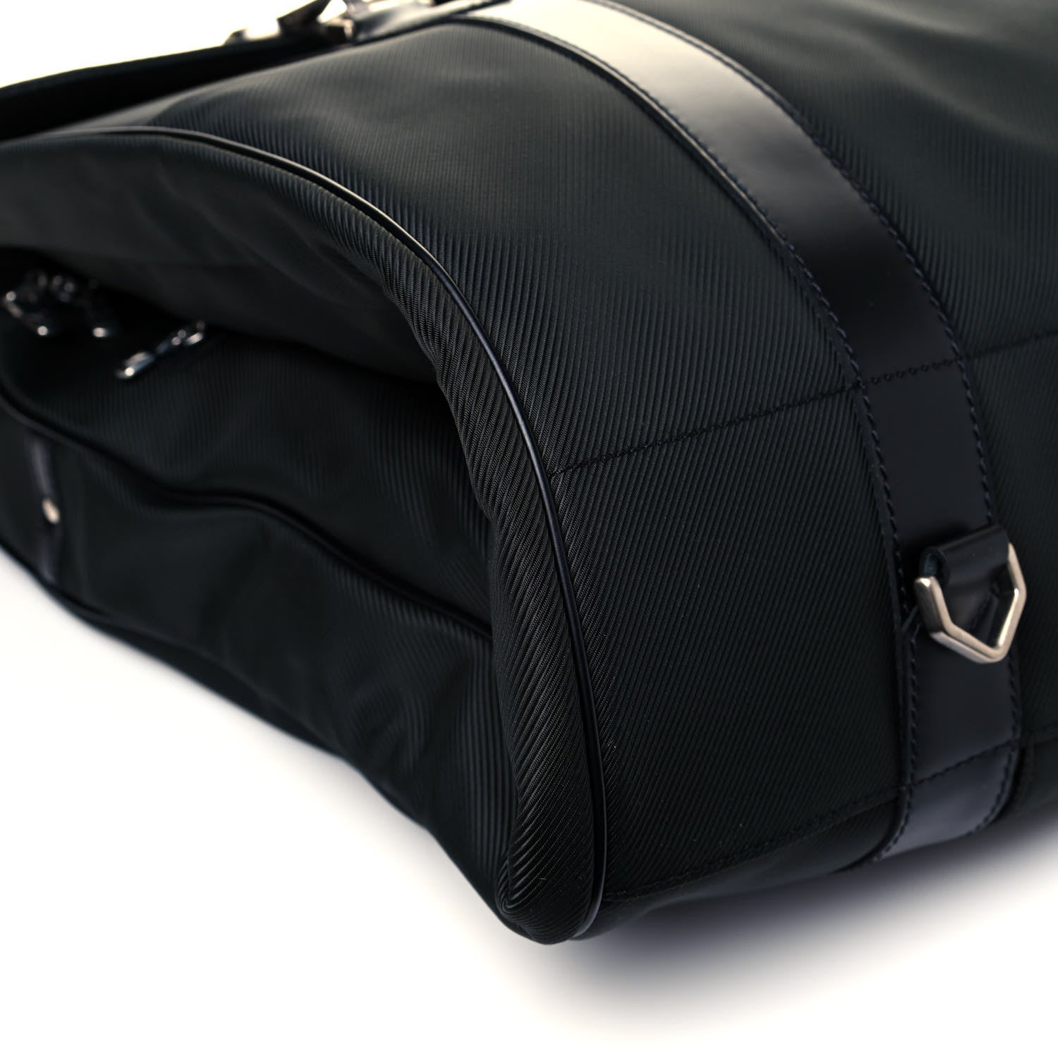 Louis Vuitton Taiga Nylon 2 Hanger Garment Carrier Epicea 7 of 11