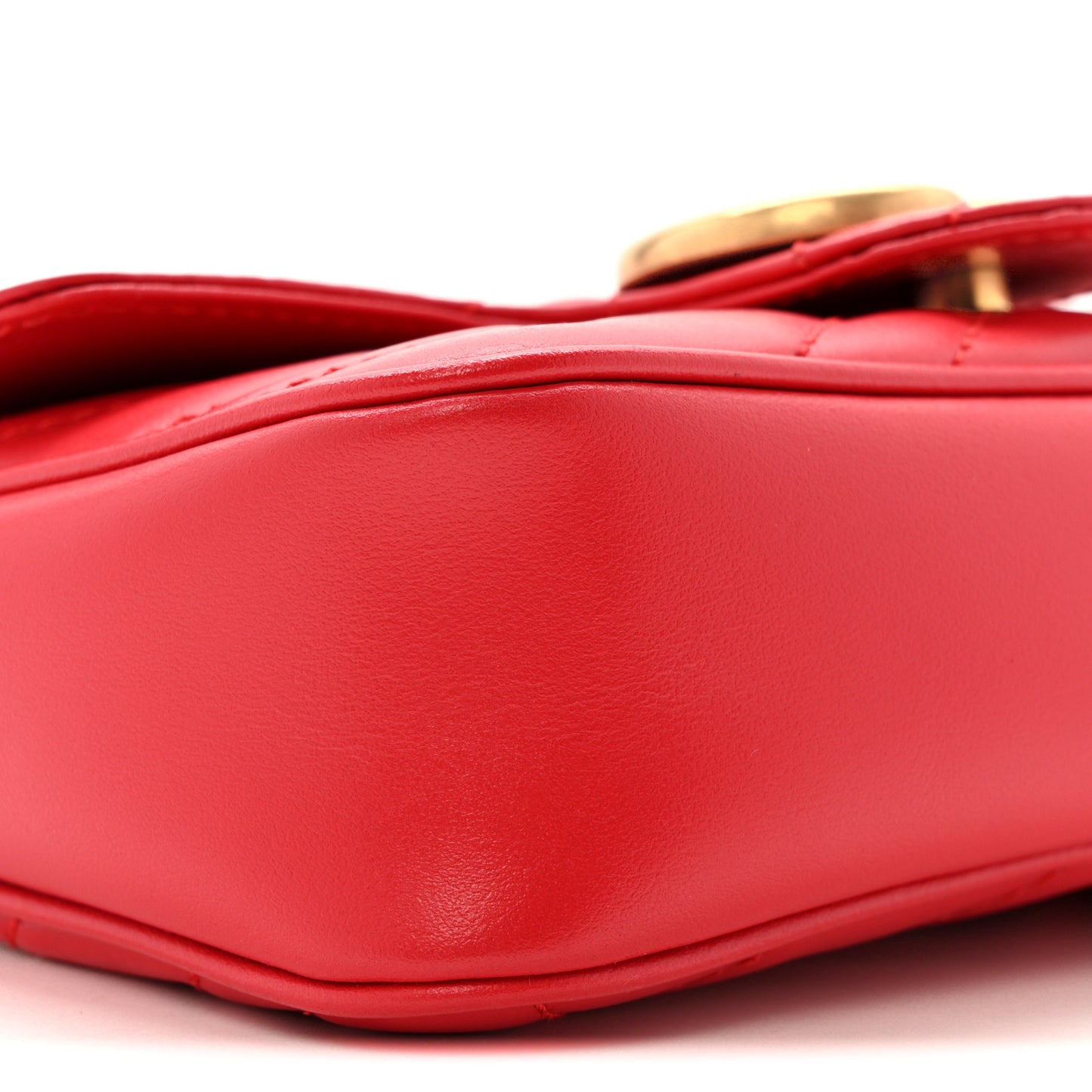 Calfskin Matelasse Super Mini GG Marmont Shoulder Bag Hibiscus Red