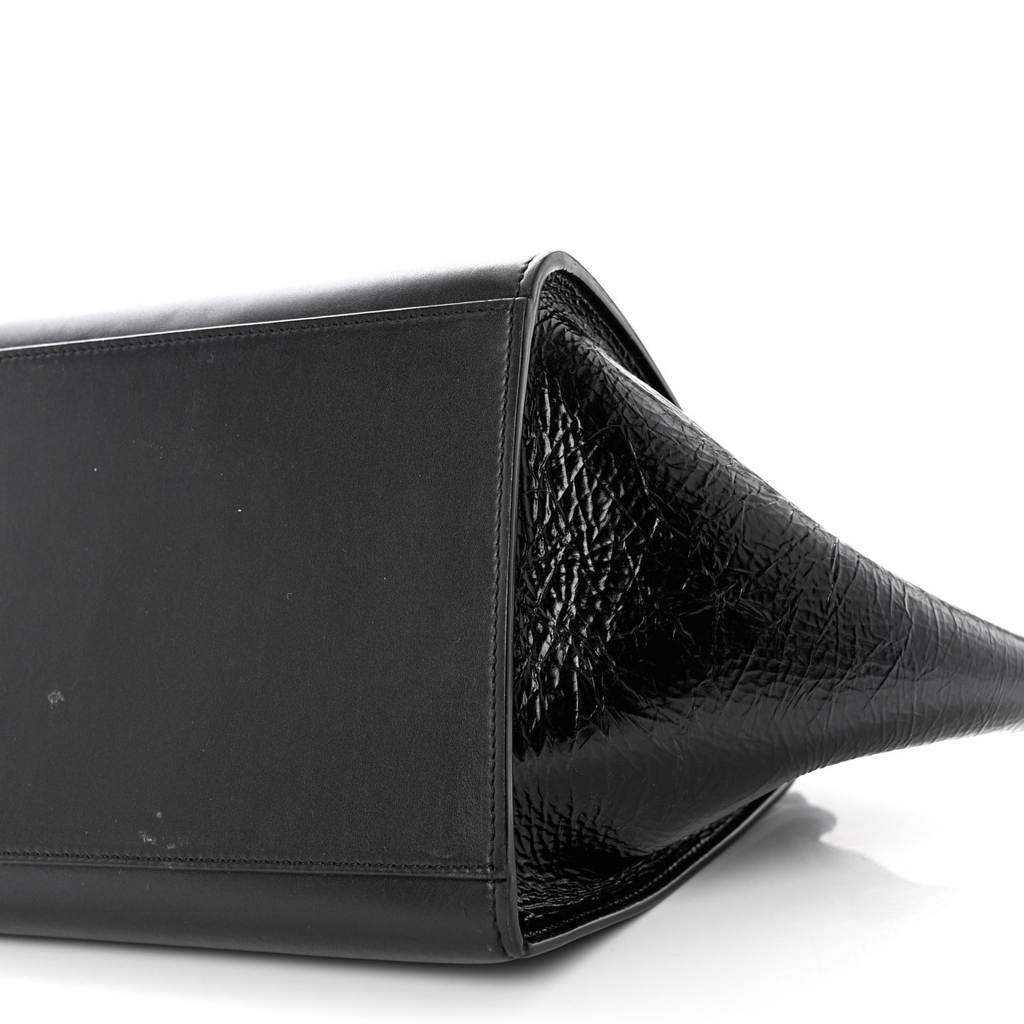 Shiny Goatskin Small Trapeze Black