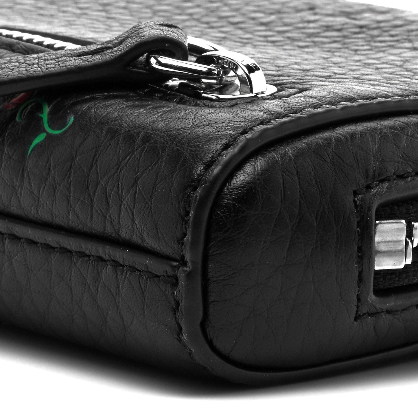 Pebbled Lambskin Rose Large Fumo Clutch Black