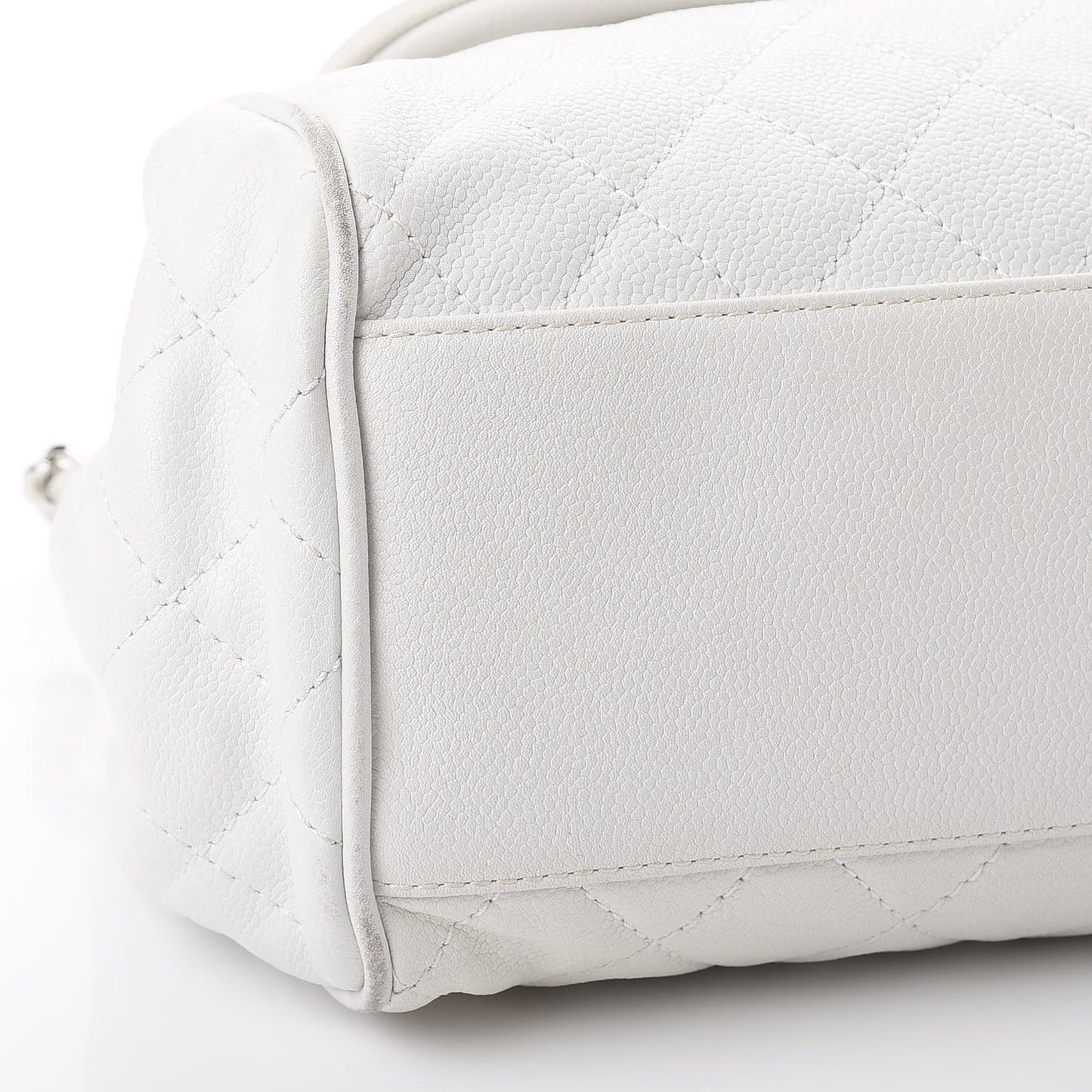 Caviar Quilted Timeless Accordion Flap White