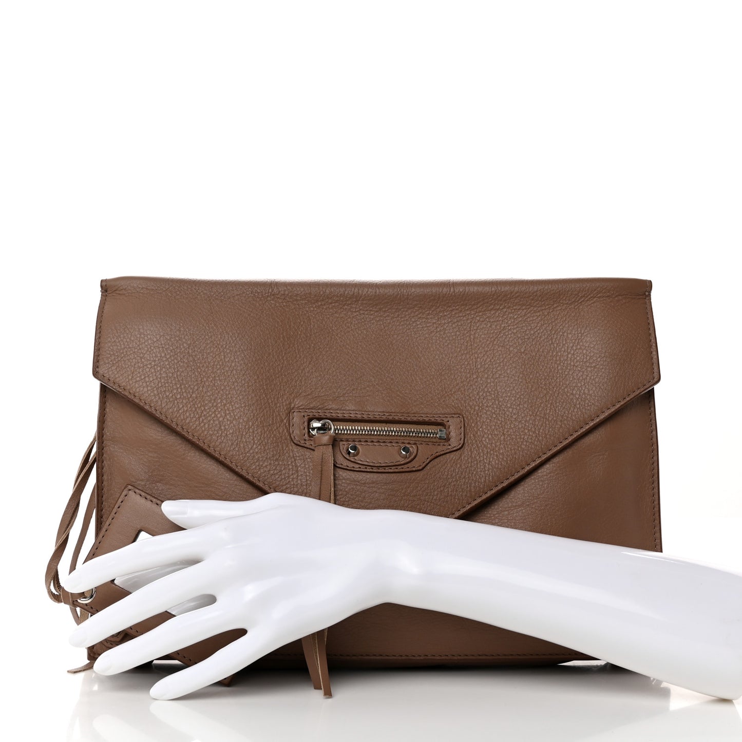 Veau Papier Sight Clutch Sable