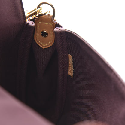 Louis Vuitton Monogram Favorite MM 7 of 12