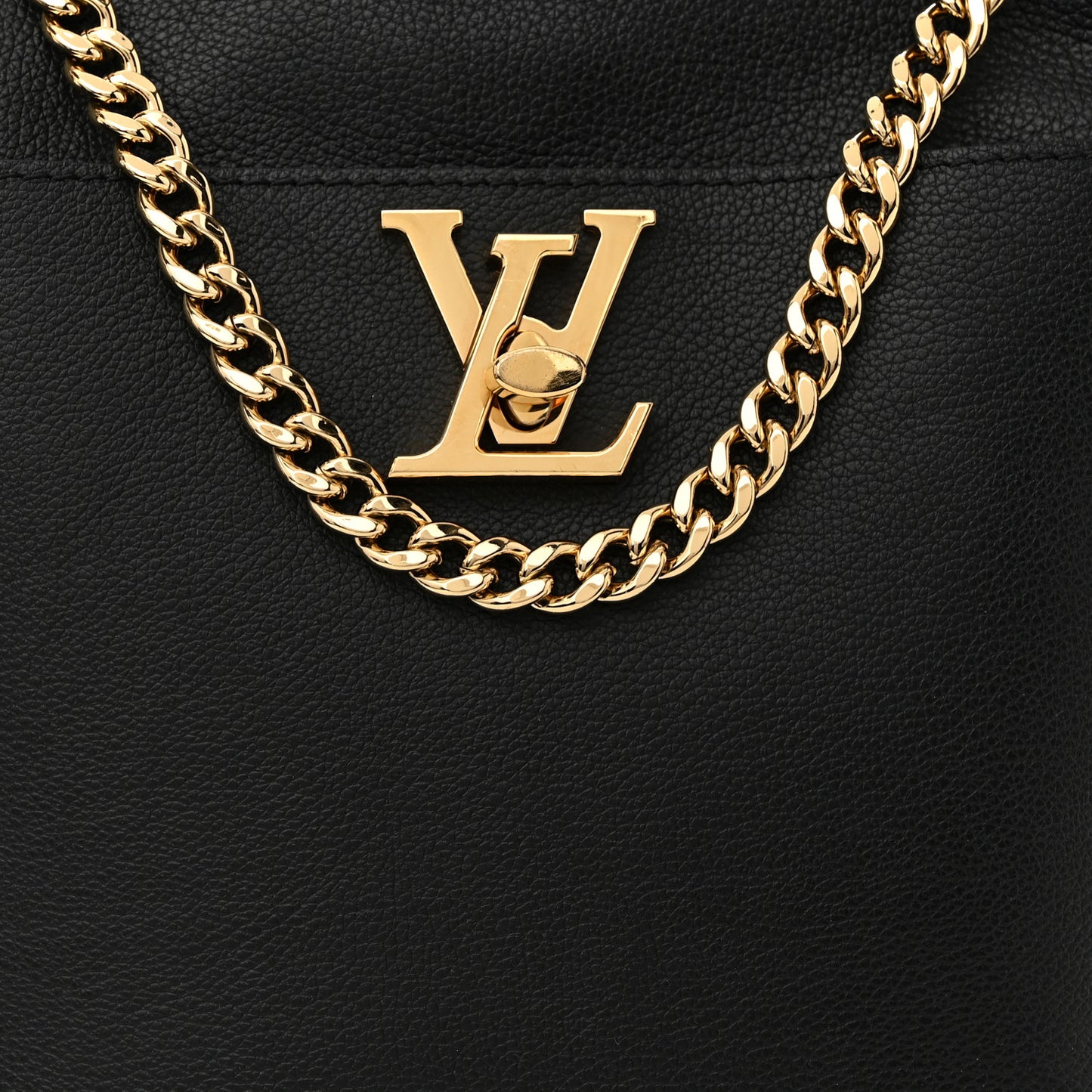 Calfskin Lock and Walk Bucket Black