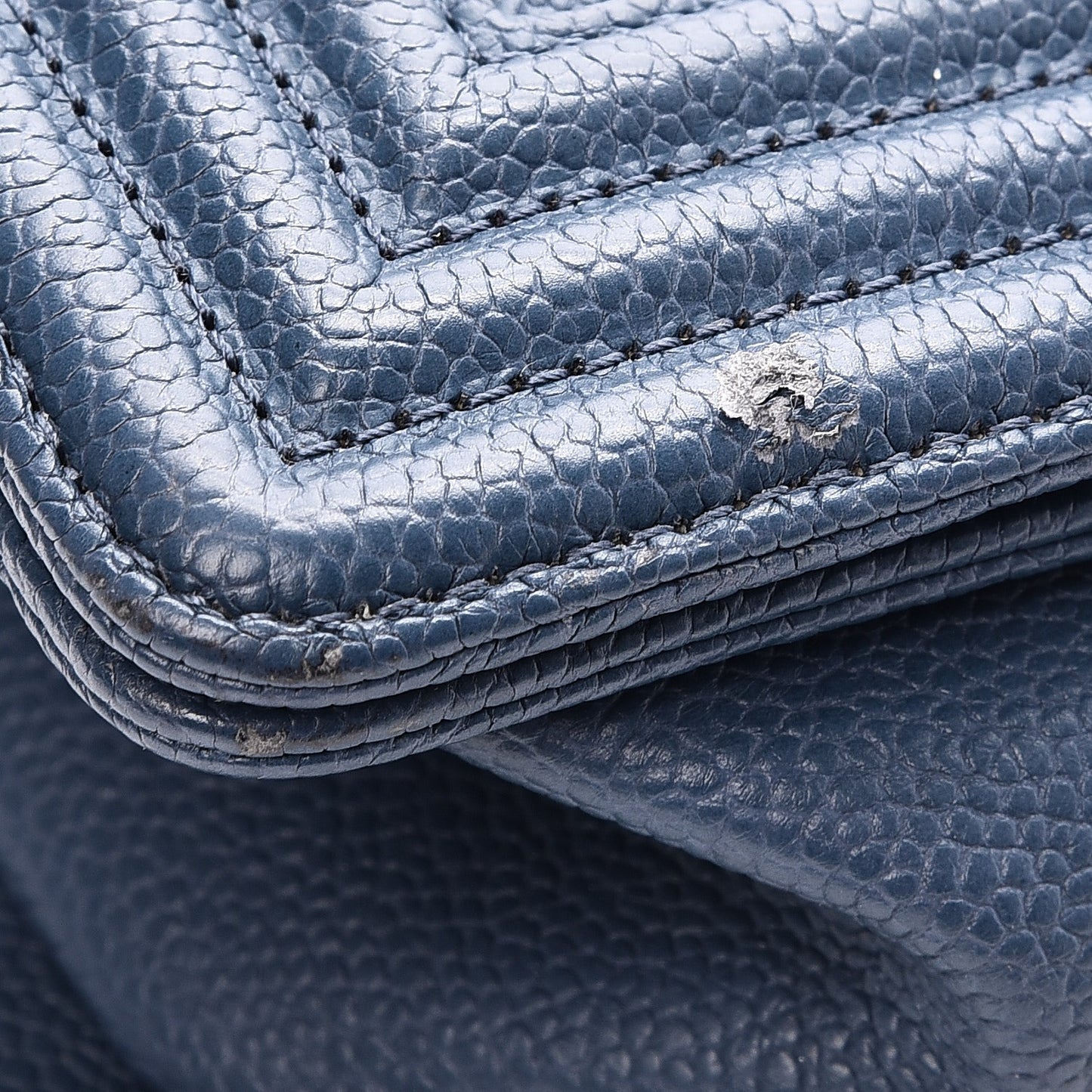 Caviar Quilted New Medium Boy Flap Dark Blue