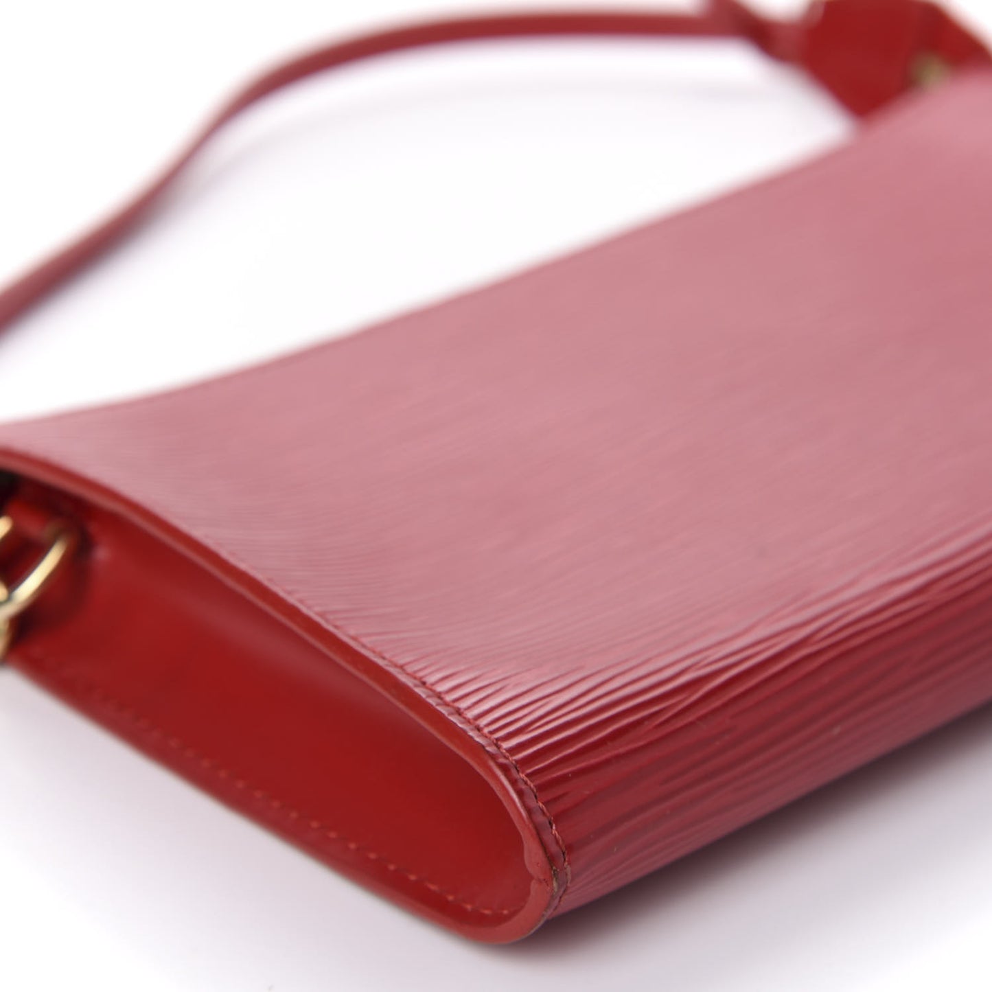 Epi Pochette Accessories 24 Castillan Red