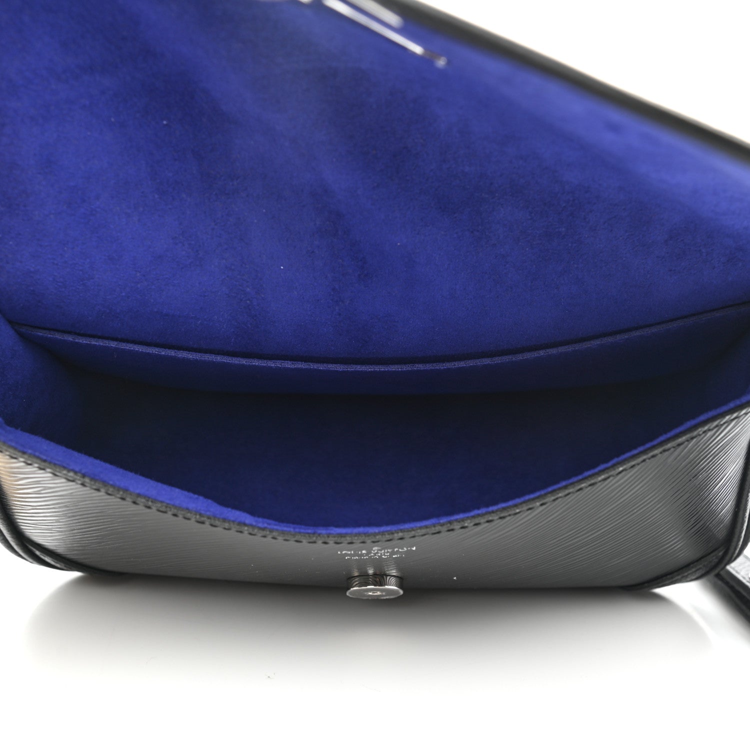 Louis Vuitton Epi Buci Crossbody Black 5 of 9